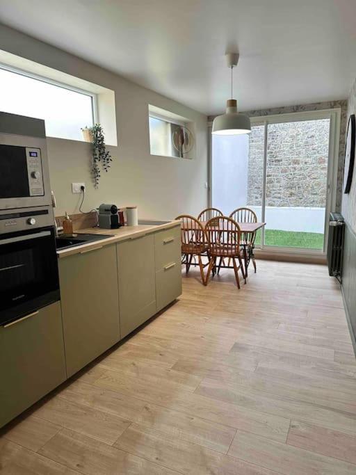 Petite Maison De Ville Avranches Dış mekan fotoğraf
